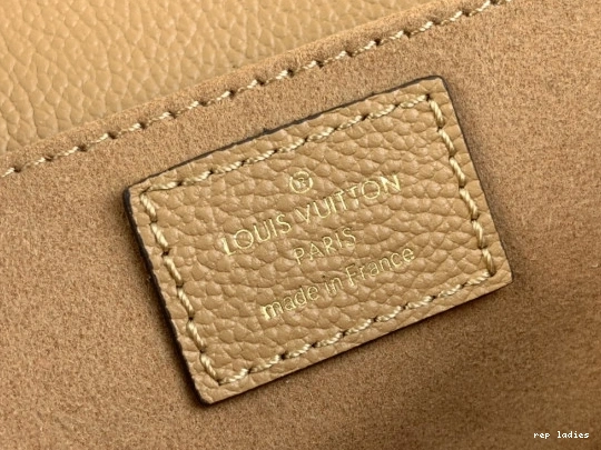 Cheap METIS VUITTON POCHETTE WEST LOUIS EAST 0812